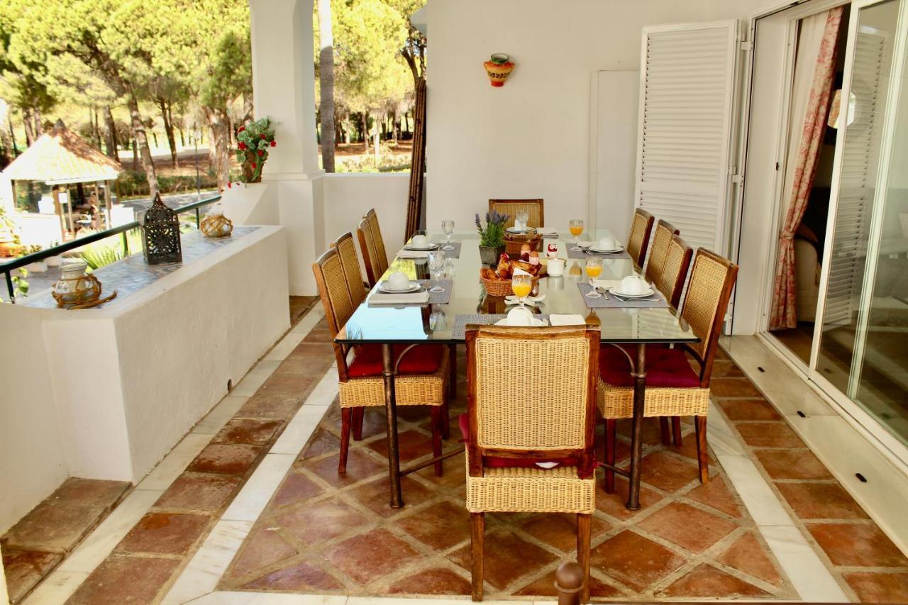Apartment In El Presidente Beach Side New Golden Mile Estepona Extérieur photo